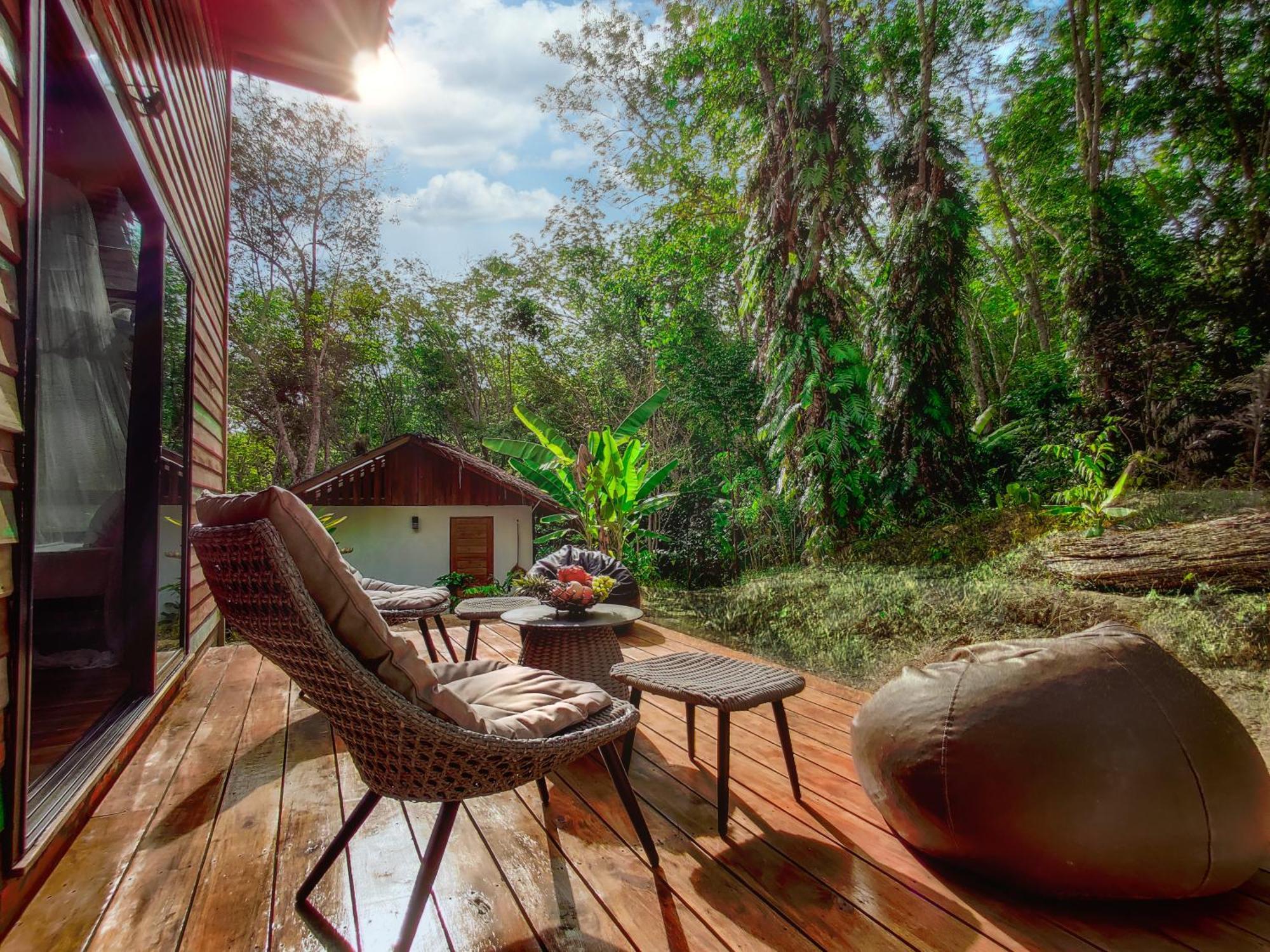 Nature Hill Koh Mook Room photo